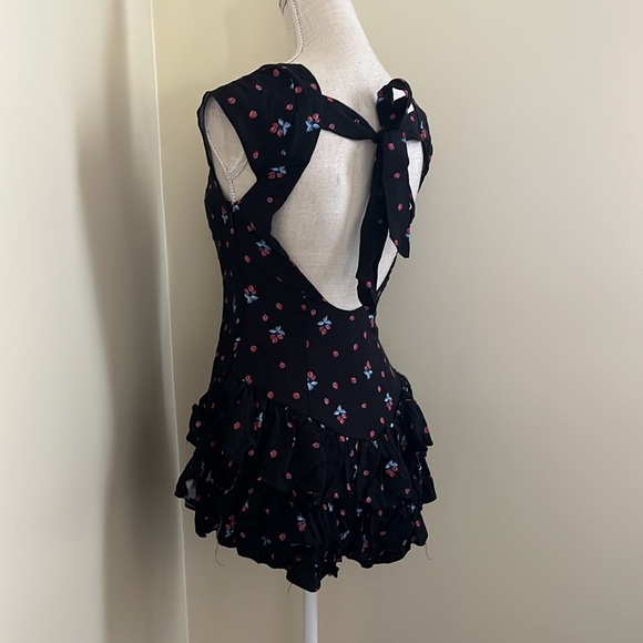 NWOT URBAN OUTFITTERS Kimchi Blue Waverly Mini Romper - Picture 10 of 13